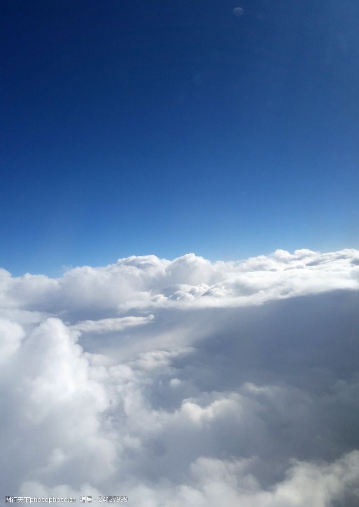 上海旅游云层
