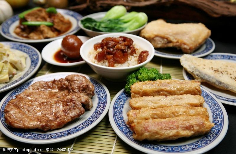 台湾美食台式卤肉饭