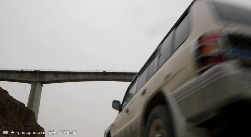 青藏铁路中铁铁路行车特大桥施工实拍视频