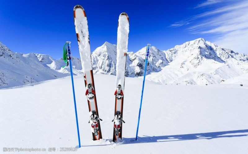 滑雪场滑雪板图片