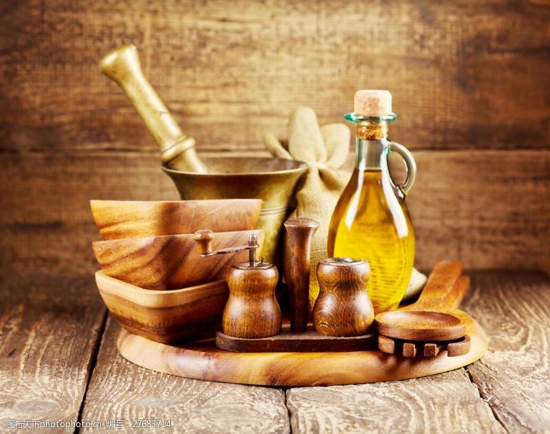 药壶食用油与木厨具图片