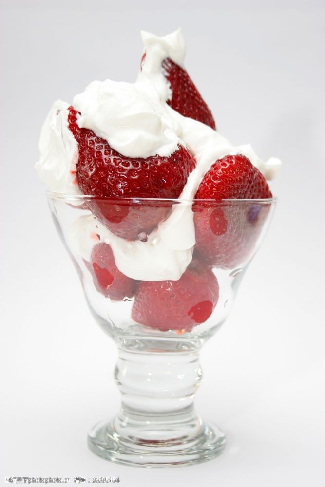 甜品点心草莓冰淇淋摄影图片