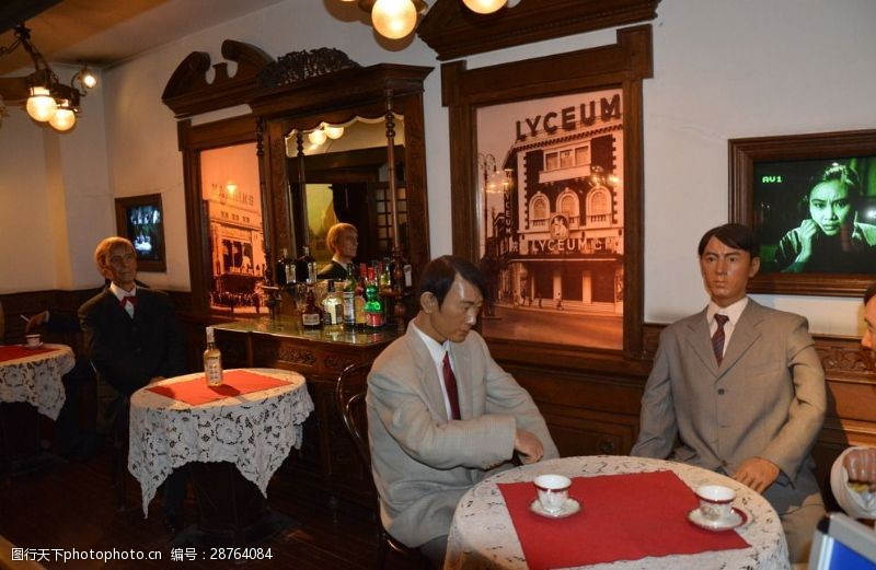 主题雕塑老上海酒吧