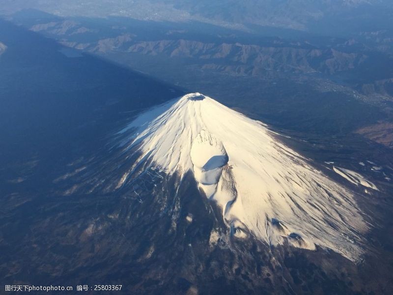 山火唯美日本富士山图片