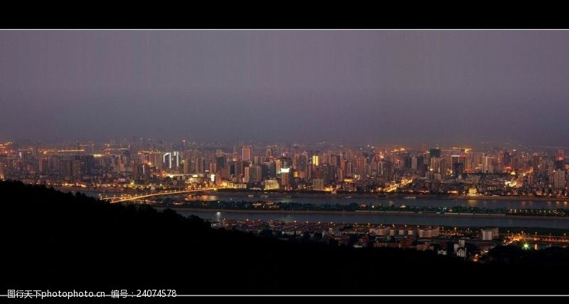 长江长沙城市夜景俯瞰