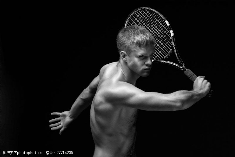 健身的美女打网球的男人图片