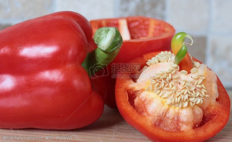红红的辣椒成熟的柿子椒