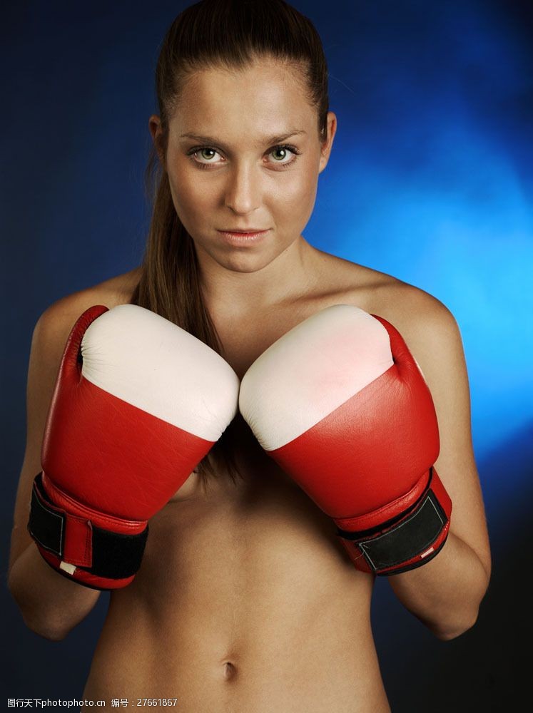 拳击美女外国女拳击运动员摄影图片
