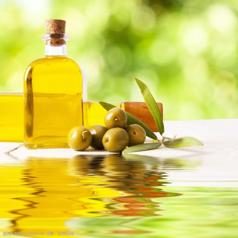 黄橄榄瓶装黄色橄榄油图片