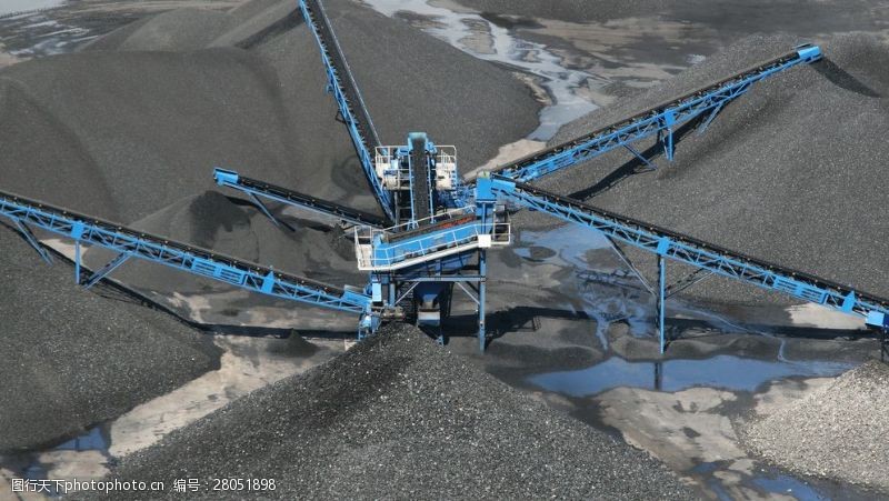 煤炭露天开采煤矿图片