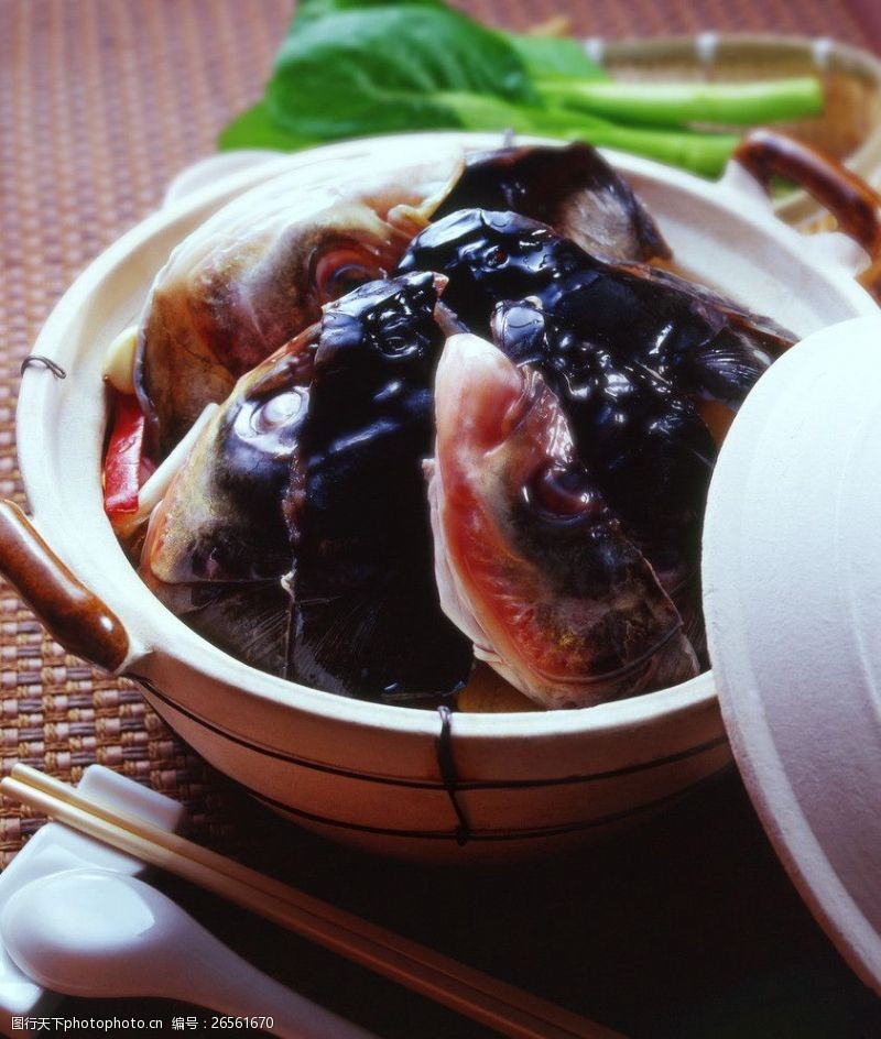 菜例砂锅鱼头图片