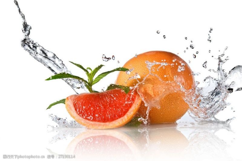 橙子切片素材新鲜水果和清澈的水图片