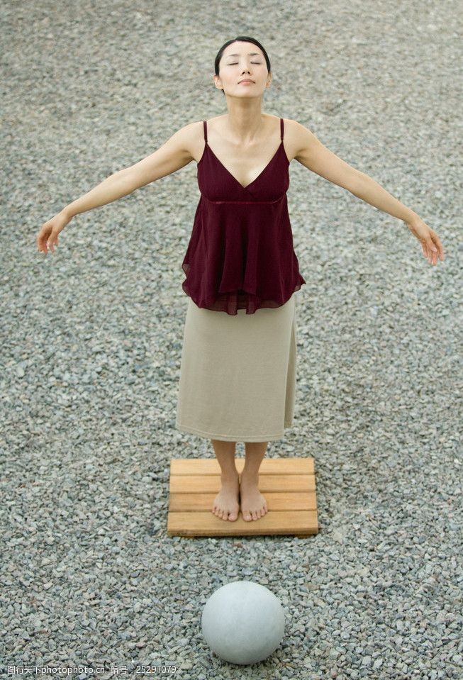 瑜伽造型健身塑身瘦身图片
