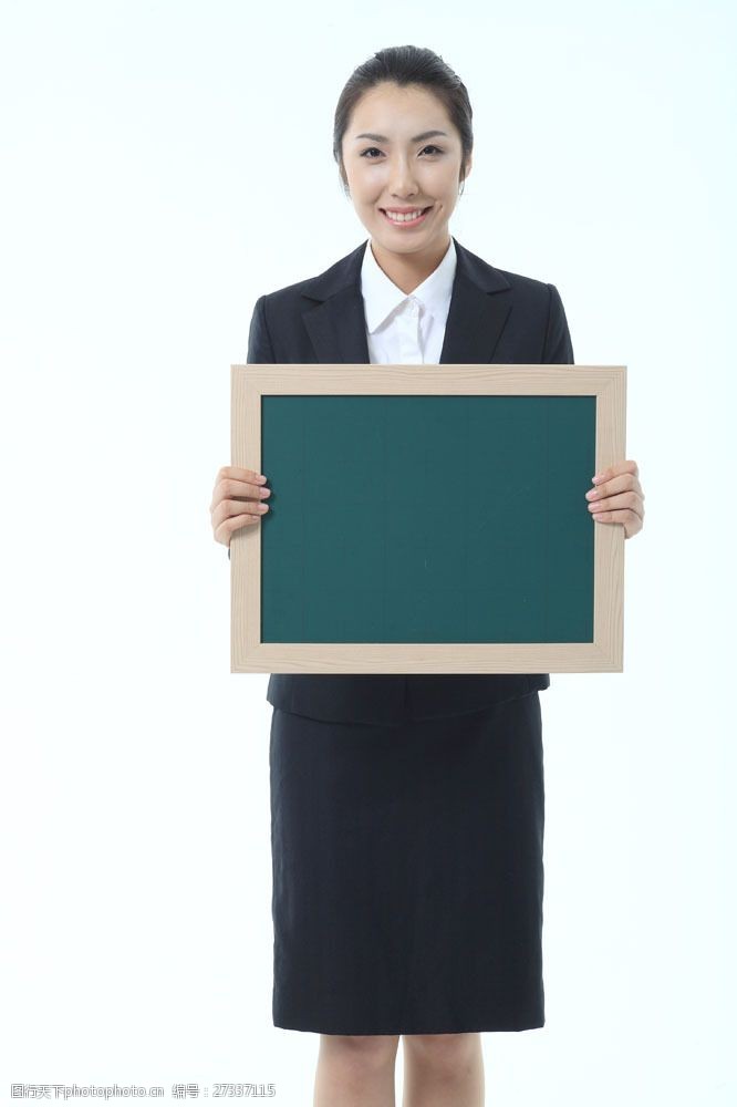 高精图片商业女性拿着写字板的职业女性图片图片